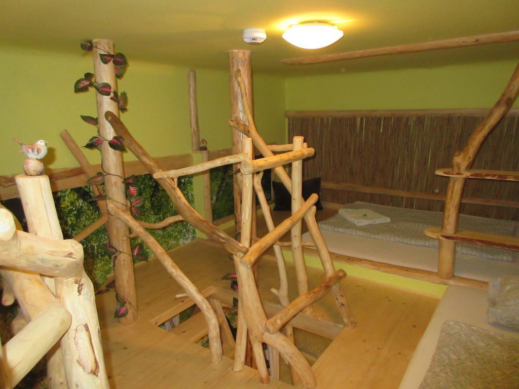 Artharmony Pension & Hostel Prague Exterior photo